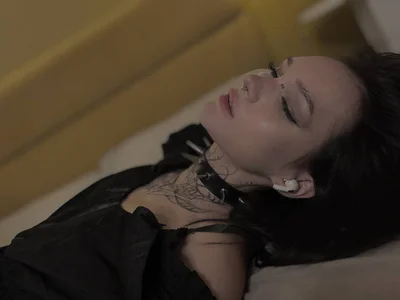 Selena_Sharp Public صورة واحدة|Selena_Sharp Public صورتان|Selena_Sharp Public  2 صور|Selena_Sharp Public  2 صورة