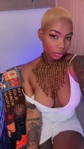 KenyaMystic Sexy girl Pic 2