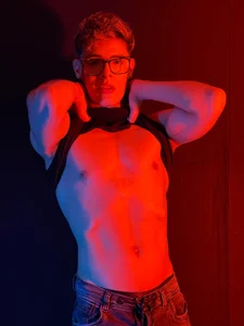 angel_sexyevil Caution Foto 3