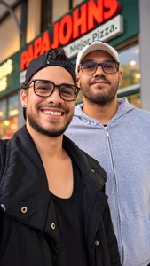 AngelandFranco1 A little bit more of us. Bilde 4
