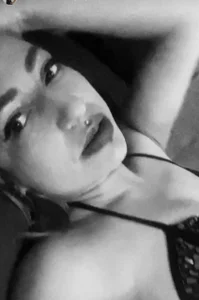 valentina_squirt_milf Public Pic