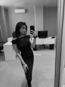 Alisha_Blakee look and fall in love - {count, plural, one {תמונה אחת} two {שתי תמונות} many {# תמונות} other {# תמונות}}