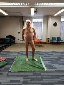 WaverlyKernowのlife modelling posesの 7枚の写真