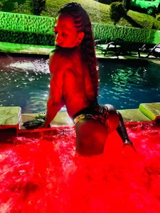 samirths_boy_ 🔥photos in swimming pool Immagine  3