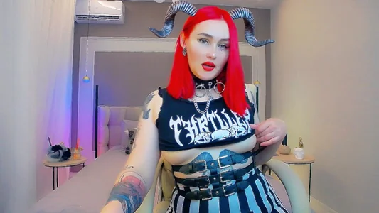 Emmybrightj_ Emmy's cosplay. You can ask for any outfit in the show, just write it in advance Εικόνα 4