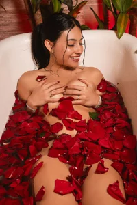 ViolettRouse 👅 Pic 2