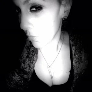 Queenbitch666777 Public Pic 5