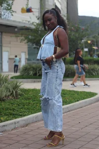 Rossiecameron_ On a casual outing💋🌹 Pic 2