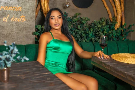 ✨Elegante de EbonySkin Foto 9