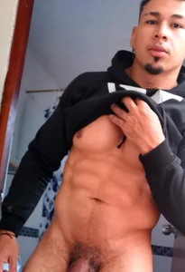 tyler_hank01 Public Foto 2