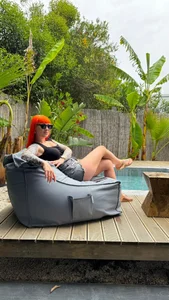 Public od ScarletVixenLive  8 snímek