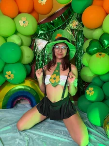 Scarlet_Red_ ST . PATRICK Foto 5