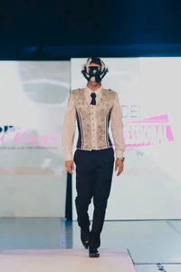 LevinFox My big dream... continue walking the world's best runways รูป  2