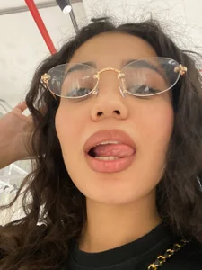 BrendaBennett toyyy Pic