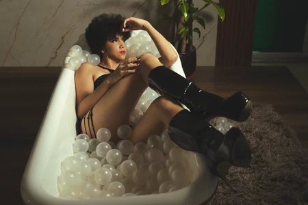 Kheyler_1 A little sexy for you🙈 Pic 6