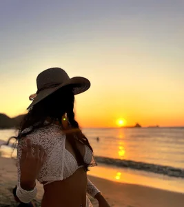 ChloeeMasonn My vacation ☀️💗 Pic 3