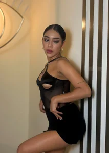 AmaliaCrus𝑵𝒐𝒕 𝒆𝒗𝒆𝒓𝒚𝒐𝒏𝒆 𝒄𝒂𝒏 𝒉𝒂𝒏𝒅𝒍𝒆 𝒕𝒉𝒊𝒔 𝒆𝒏𝒆𝒓𝒈𝒚. 🖤🌵 Bild 5