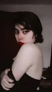 the_virginqueen GOTH QUEEN🖤 Billede 2
