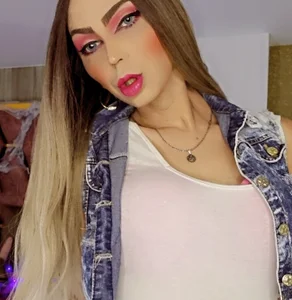 AlejandraDangerGirl Casual 🥰😍😘 Pic 6