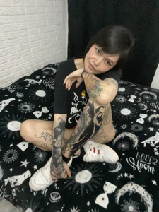 rousstattoo 💋🖤 Pic