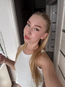 AlinaTeaseX kullanıcısının So cute albümü -  fotoğraf
