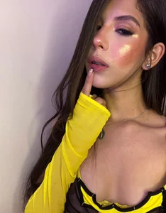 julietta_pink Sensual yellow ! 🔥🥵🍑 Pic 5