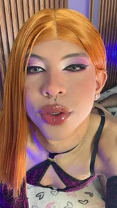 AndyBlake_ Your hands and mine navigating our sexes ». Hình