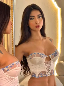 Megannwilliams sexy lingerie Foto