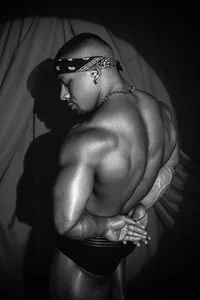 Travis_lenox_の🔥Burning Desire🔥の 8枚の写真