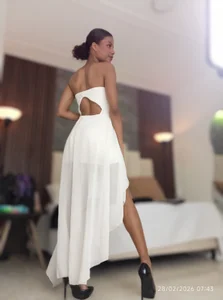 catiusca_reyes_03 White টি ছবি