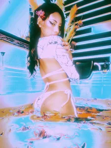 Nyx_Lamort So wet 💦🫣 Pic 2