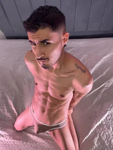 Toyboy_richard Hot latin Guy Pic 3