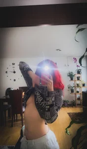 Morgan__18 Public - {count, plural, one {תמונה אחת} two {שתי תמונות} many {# תמונות} other {# תמונות}}