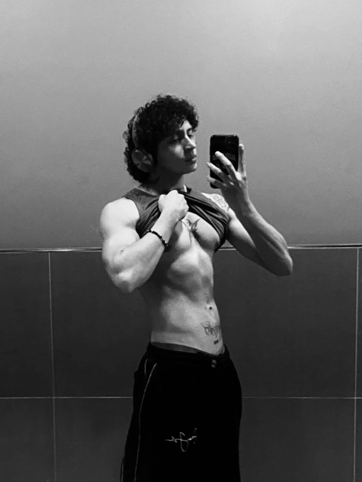 Jay_Taylor1_ Popularna fotka 4920