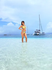 elegant__rouse I LO VE THE BEACH Pic 6