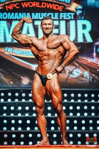 muscularkevin: Public ( 2 фото)