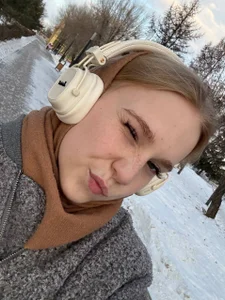 EttieDintino Public Foto 6