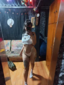 Julls420_ 😏 Pic
