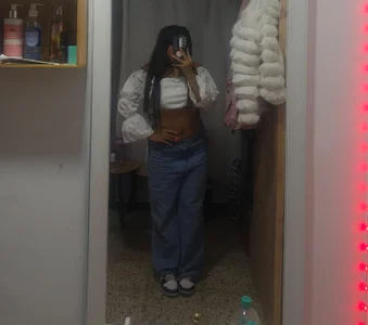 Zoei_Moon 👄 slika
