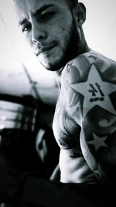 sebastian_horny Public Hình 5