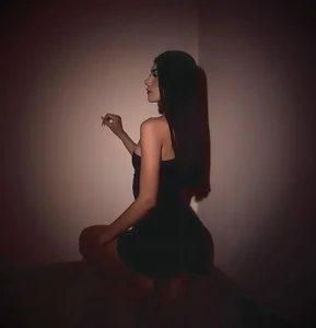 NiaSalvatore Spotlight. Pic