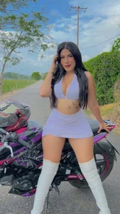 biker girl od mia_isabell20  3 snímek