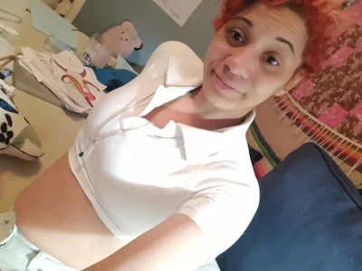velvetvixen420 Public Pic 4