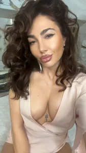 Free Facefuck Fantasy Album: Porno Selfies, Deep Mouth, Luscious Lips & Tease Poses 😈 Sexy Face de VioletVIP  3 photos