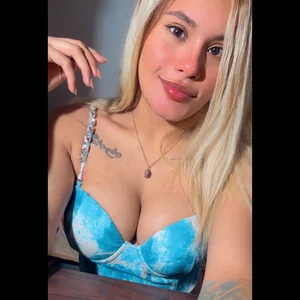 Michelle-Daniels Public Hình 4