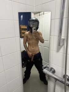 l-laross Public Poză 3