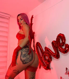 pearlconnelI am a love图片 5