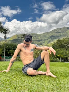 SharonTygaX OUTDOORS 사진