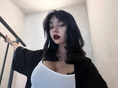 AlexxMichaell your brunette🤍 Pic 6