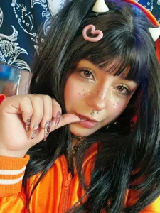 BizzyNoar Public صورة واحدة|BizzyNoar Public صورتان|BizzyNoar Public  5 صور|BizzyNoar Public  5 صورة